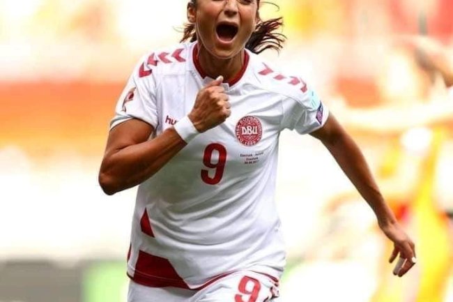 THIS IS REFUGEE NADIA NADIM 