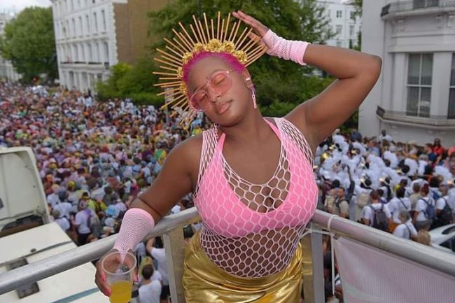 TIPS ON HOW NOT TO WASTE A LADY'S TIME 