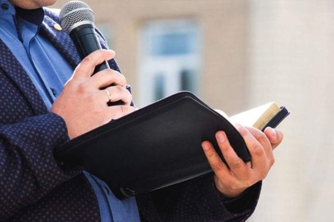 RELIGIOUS LEADERS WHO FELL FROM GRACE 