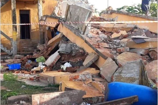 LAGOS SCHOOL FENCES COLLAPSE LEAVES TWO CHILDREN DEAD 