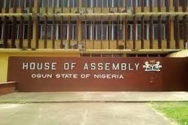 OGUN ASSEMBLY SUSPENDS 2 MEMBERS OVER BREACH OF RIGHTS, PRIVILEGES OF HOUSE