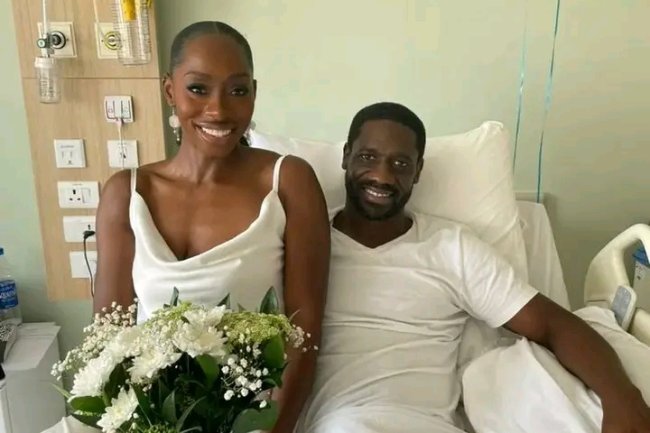 COUPLE GET MARRIED ON HUSBAND'S SICK BED IN LAGOS