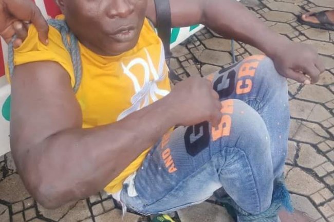 BAYELSA VIGILANTE GROUP RESCUE 13 YEAR-OLD GIRL LOCKED, SEXUAL MOLESTED, BEATEN IN A HOTEL .... RECOVERS A GUN, DRUGS