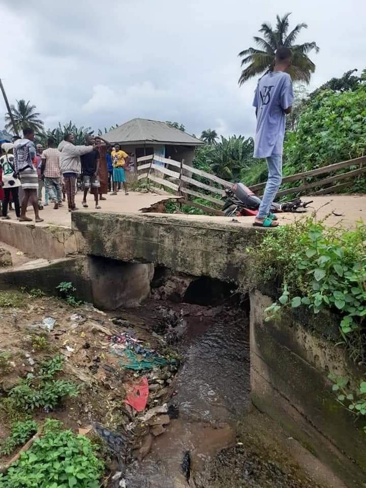 2 INJURED AS BRIDGE COLLAPSE IN IRAGBIJI, OSUN