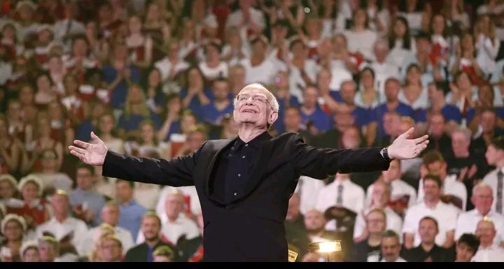 RECORD-BREAKING CHOIRS IN THE WORLD 