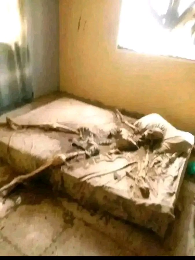 RESIDENTS IN SHOCK AS REMNANTS OF A DECOMPOSED BODY OF A MAN WERE FOUND IN THE BEDROOM OF HIS HOUSE IN IBADAN AFTER FOUR YEARS