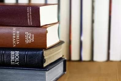 THE BIBLE AND ITS ENGLISH VERSIONS 