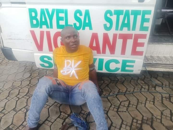 BAYELSA VIGILANTE GROUP RESCUE 13 YEAR-OLD GIRL LOCKED, SEXUAL MOLESTED, BEATEN IN A HOTEL .... RECOVERS A GUN, DRUGS