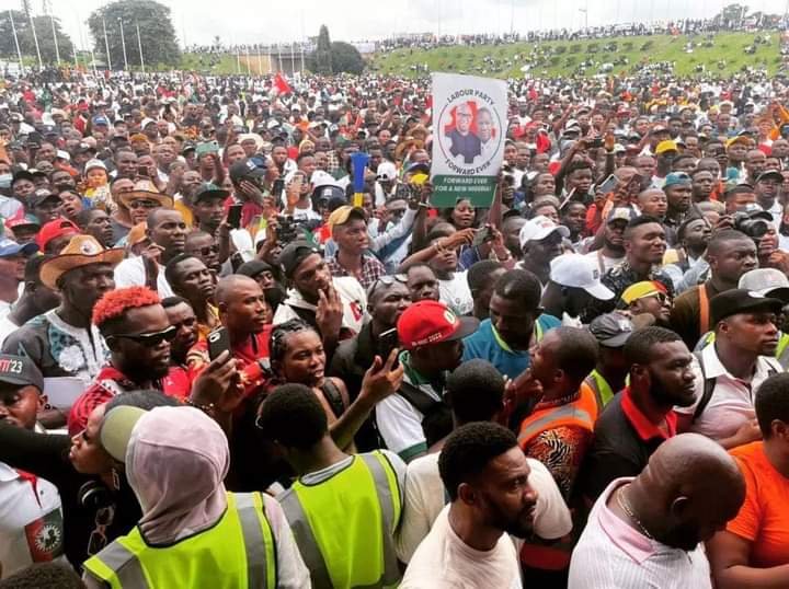 KANO BECOMING OBIDIENT AS LARGE NUMBER OF SUPPORTERS MARCH FOR PETER OBI AND DATTI 