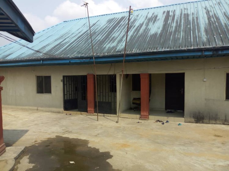 6 SELF-CONTAINED, 4 ONE BEDROOM FLATS FOR SALE IN PORT HARCOURT