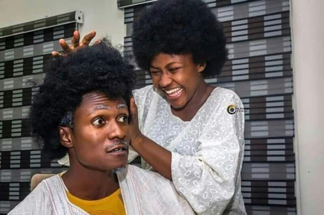 3 WAYS YOUR FRIENDS SHOULDN'T CONTROL/INFLUENCE YOU AND YOUR RELATIONSHIP 