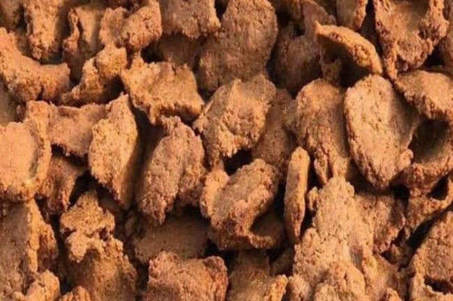 HOW TO MAKE KULI KULI (GROUNDNUT CAKE)