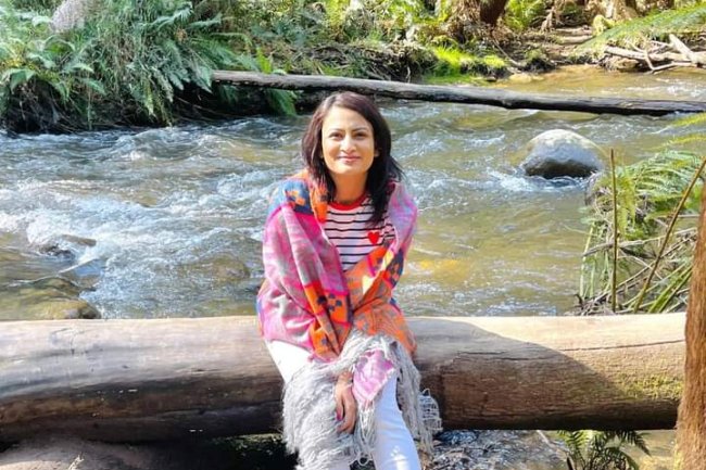 BE FULLY PRESENT IN EVERY MOMENT OF LIFE