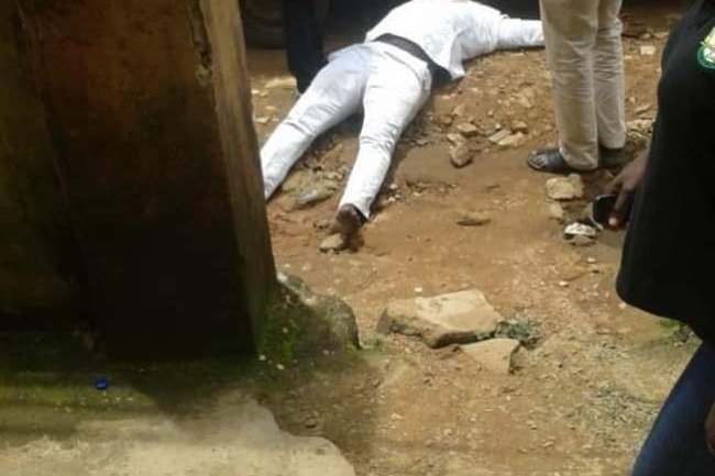 MAN FAINTS AFTER HIS INABILITY TO PAY HOTEL BILL, SEX WORKER FOR 3 DAYS 