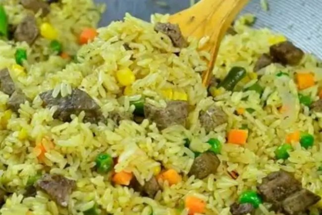 HOW TO MAKE FRIED RICE