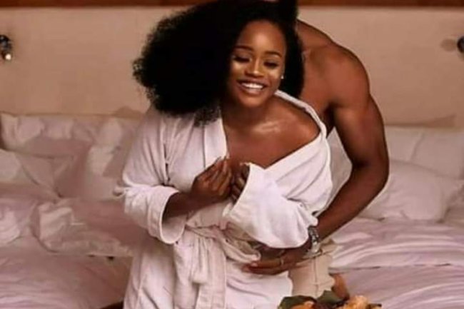 HOW A MAN CAN MAKE HIS WOMAN FEEL SEXY