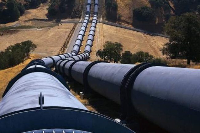 THE LONGEST OIL PIPELINE IN THE WORLD 