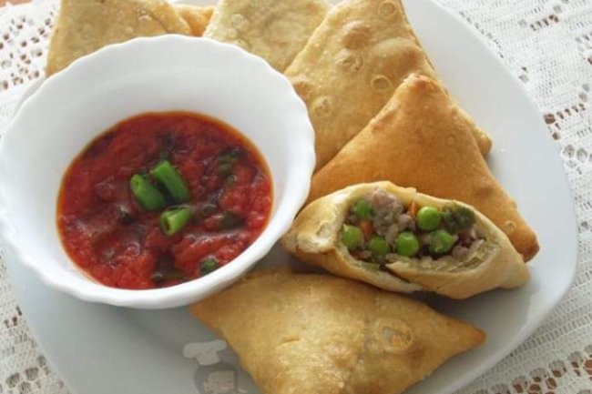 INGREDIENTS FOR NIGERIAN SAMOSA 