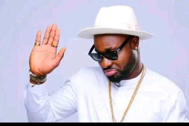 "I GOT ARRESTED AS I LANDED IN LAGOS MY PHONE HAS BEEN SEIZED, AND THEY WON'T ALLOW ME TO COMMUNICATE WITH MY PEOPLE." - HARRYSONG'S MANAGEMENT