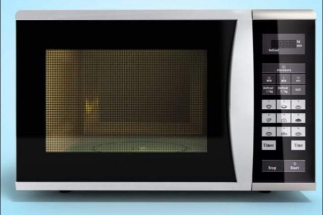 WHAT TO LOOK FOR BEFORE BUYING A MICROWAVE OVEN