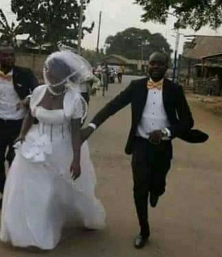 DRAMA AS WOMAN RUNS AWAY FROM HER WEDDING VENUE AFTER REALISING THAT HER HUSBAND-TO-BE IS NOT A CHEVRON STAFF