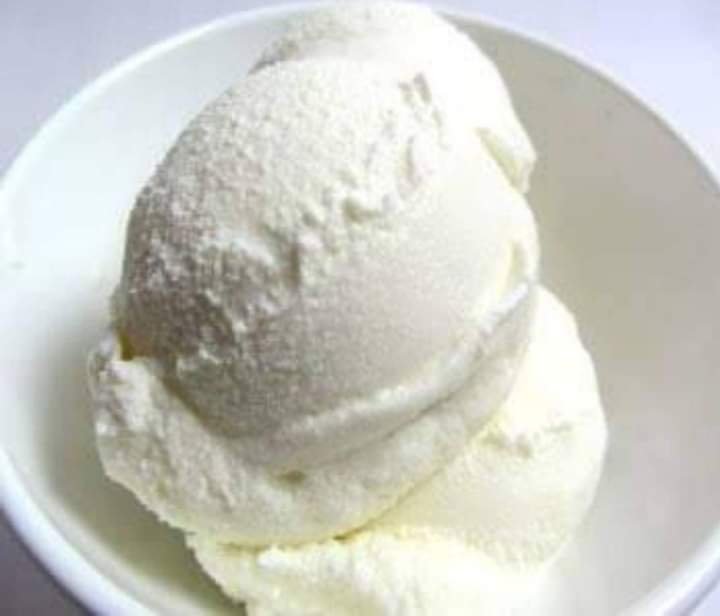 HOW TO MAKE ICE CREAM AT HOME