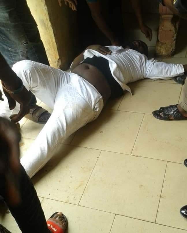 MAN FAINTS AFTER HIS INABILITY TO PAY HOTEL BILL, SEX WORKER FOR 3 DAYS 