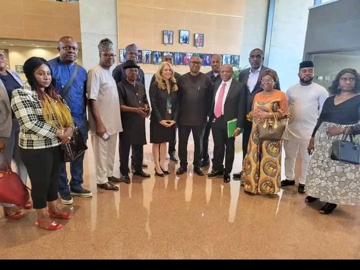 PETER OBI BESTOWS WITH HONORARY CITIZENSHIP OF DALLAS, U.S