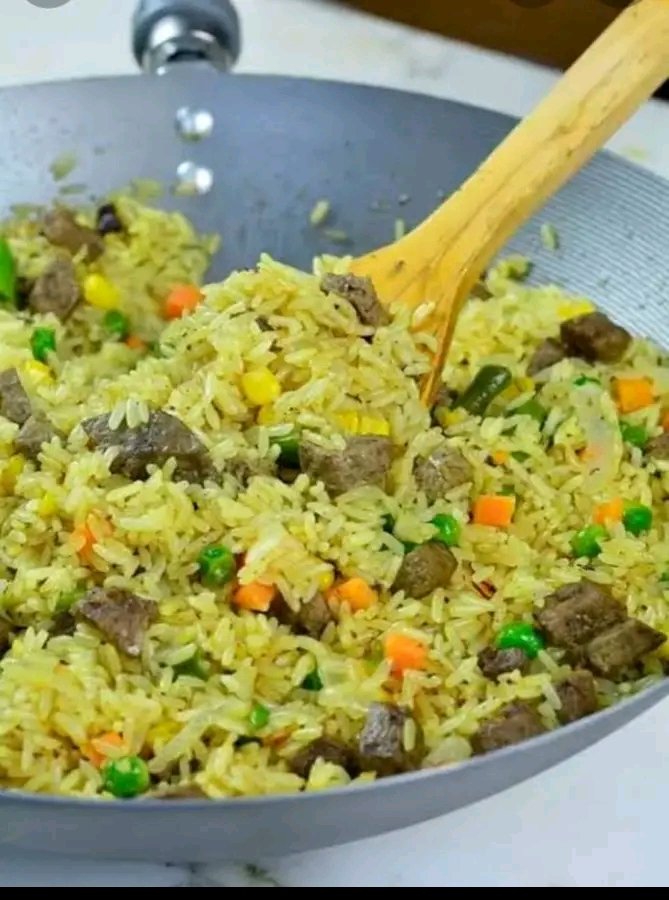 HOW TO MAKE FRIED RICE