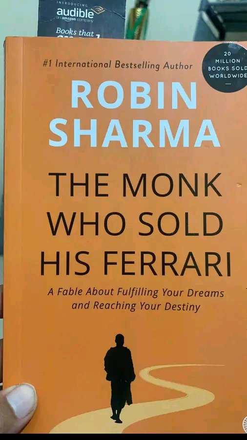10 LESSONS FROM THE BOOK '​'THE MONK WHO SOLD HIS FERRARI'​'​