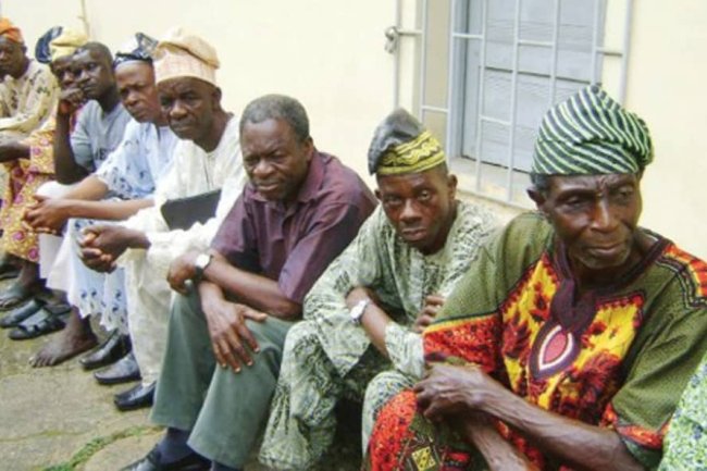 HOW A WICKED MAN DIED AFTER HE REFUSED TO LEAVES EVIL , WIFE MOURN AS HER HUSBAND DIED DUE TO BACK FIRE SACRIFICE