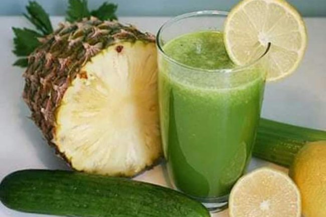 PINEAPPLE AND CUCUMBER JUICE 
