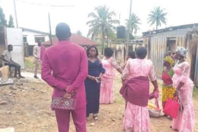 "SHE'S PREGNANT WITH ANOTHER MAN'S BABY" – MAN CANCELS WEDDING ON THE DAY OF THEIR MARRIAGE AT IKOTUN