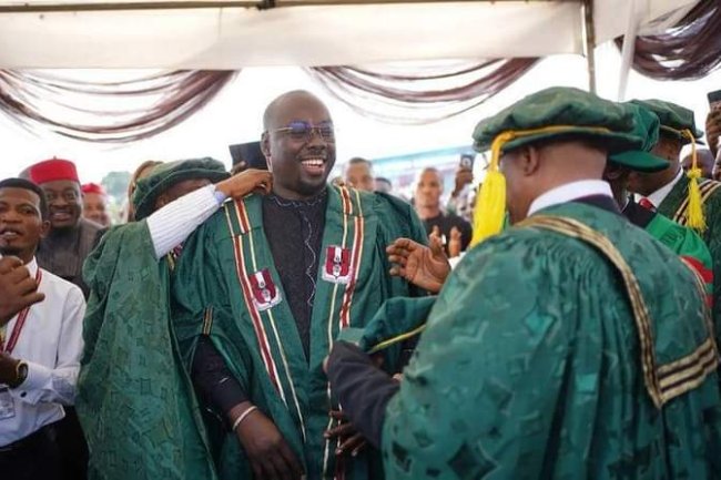 PHOTOS: OBI CUBANA RECEIVES HONORARY DEGREE   