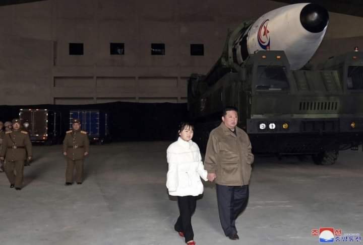 PHOTOS: KIM JONG UN STEPS OUT WITH DAUGHTER FOR MISSILE LAUNCH 