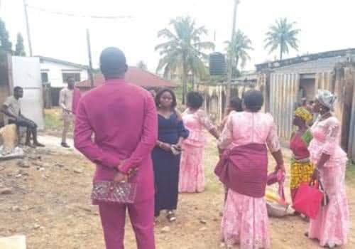 "SHE'S PREGNANT WITH ANOTHER MAN'S BABY" – MAN CANCELS WEDDING ON THE DAY OF THEIR MARRIAGE AT IKOTUN