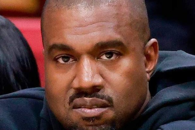 KANYE WEST TROLLS SHIRTLESS ELON MUSK IN LAST TWEET, GETS SUSPENDED 