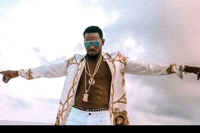 ICPC DETAINS SINGER D’BANJ OVER ALLEGED FRAUD
