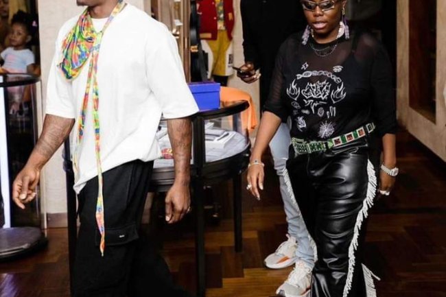 PHOTOS: SINGER TENI FLAUNTS NEW LOOK