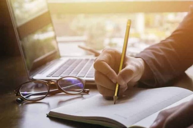 WHAT TO DO IF YOUR BUSINESS DOESN'T HAVE A WEBSITE