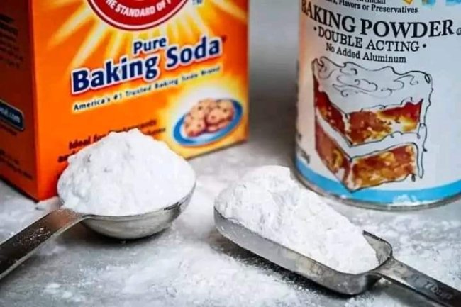 BAKING SODA VS. BAKING POWDER