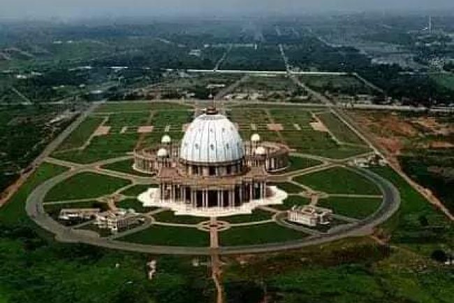 THE ONLY COUNTRY IN THE WORLD WITH NO CHURCH 