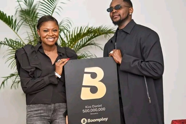 PHOTOS: KIZZ DANIEL HITS 500M STREAMS, RECEIVES GOLD PLAQUE