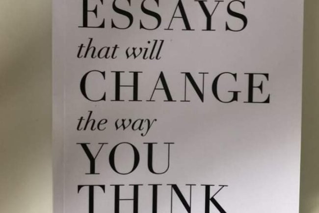 10 POWERFUL LESSONS FROM THE BOOK "101 ESSAYS THAT WILL CHANGE THE WAY YOU THINK"