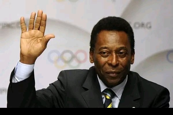 PELE REPORTEDLY MOVED TO END-OF-LIFE CARE