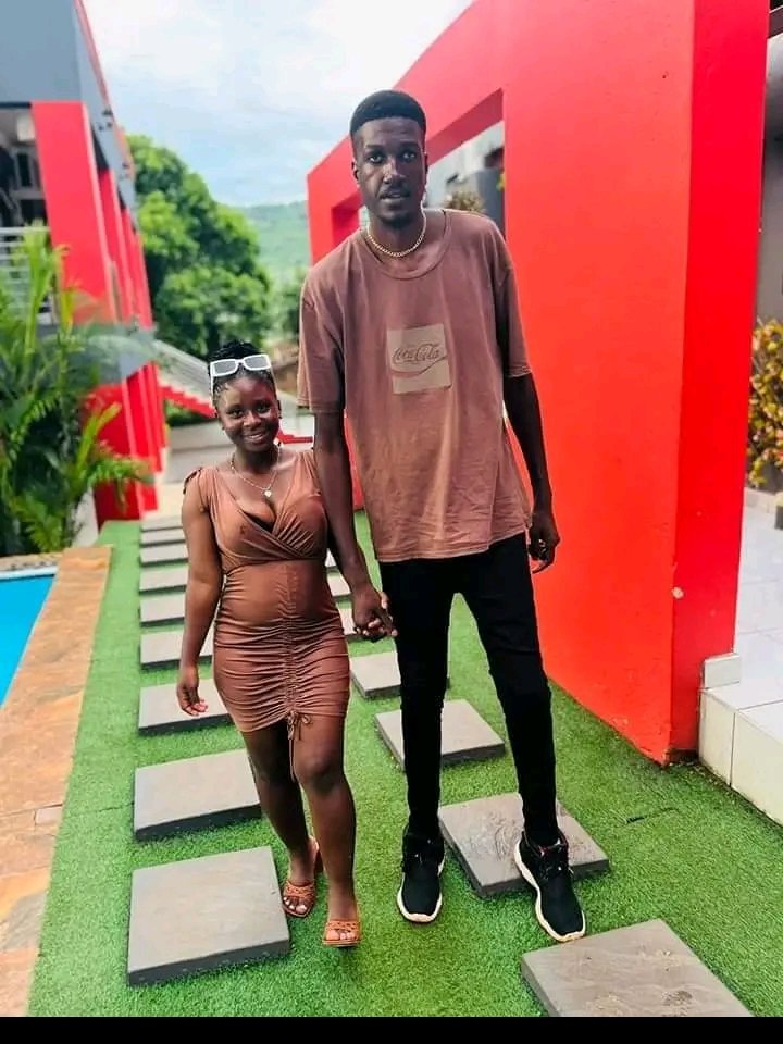 PHOTOS: "TALLEST MAN IN SOUTH AFRICA" AND HIS PETITE GIRLFRIEND CELEBRATE THEIR LOVE 