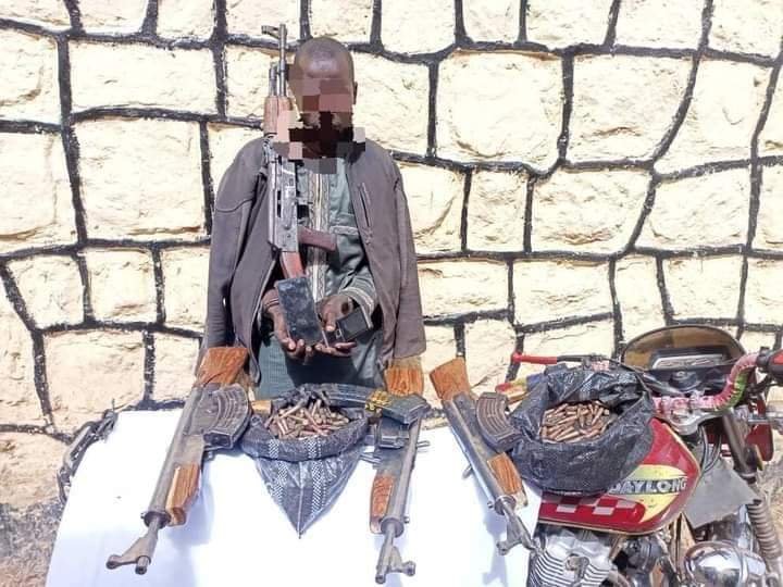 PHOTOS: POLICE ARREST BANDIT, RECOVER WEAPONS, CHARMS  