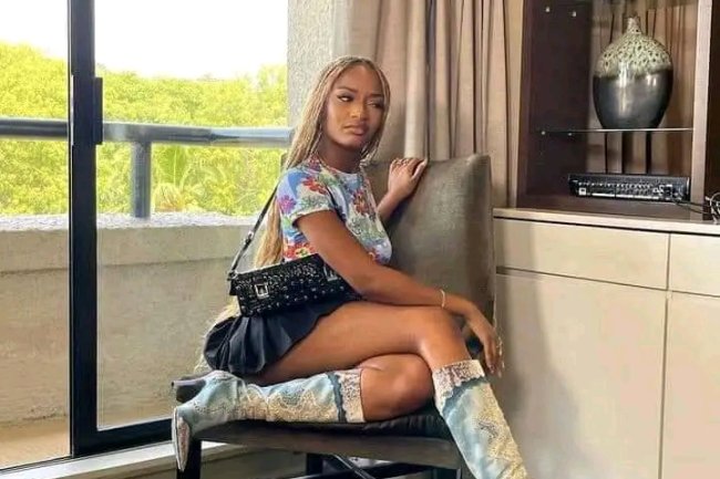 NIGERIANS TURNING EVERYTHING INTO GOLD 