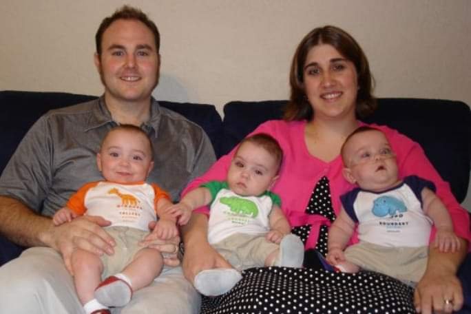 SEE THE TRIPLETS THAT HOLD THE RECORD FOR THE LONGEST INTERVAL BETWEEN BIRTHS 