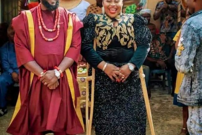 I MET HER ON WHATSAPP – HENRY EZENWUBA